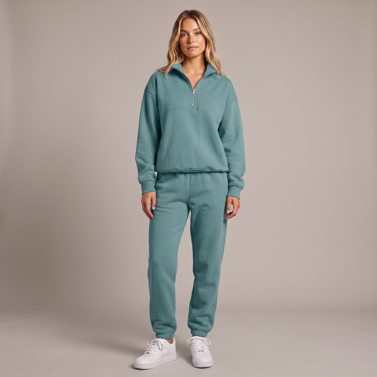 Completo da Donna Felpa Mezza Zip e Jogger a Gamba Larga