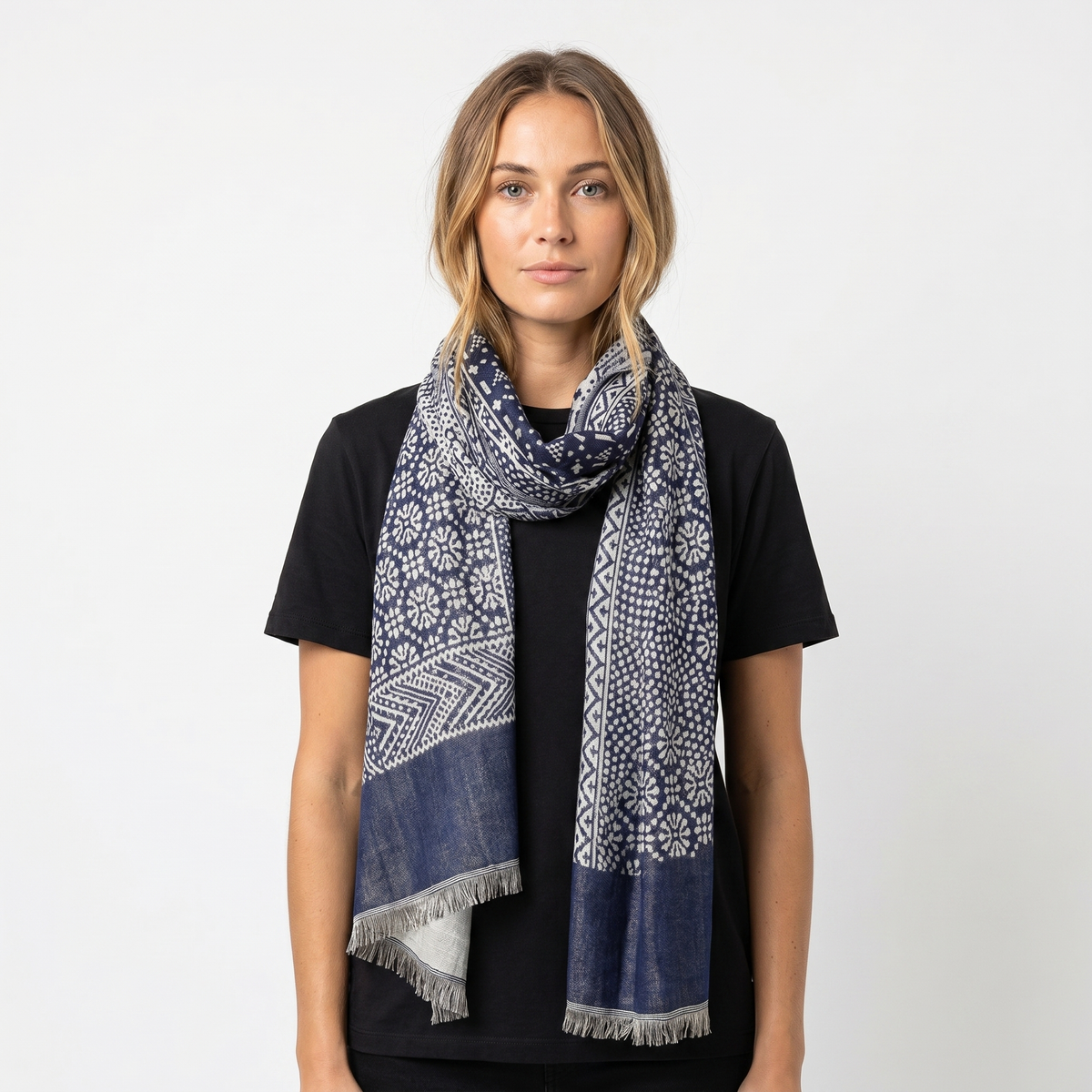 Sciarpa stampata da donna – Fascia leggera con frange floreali geometriche