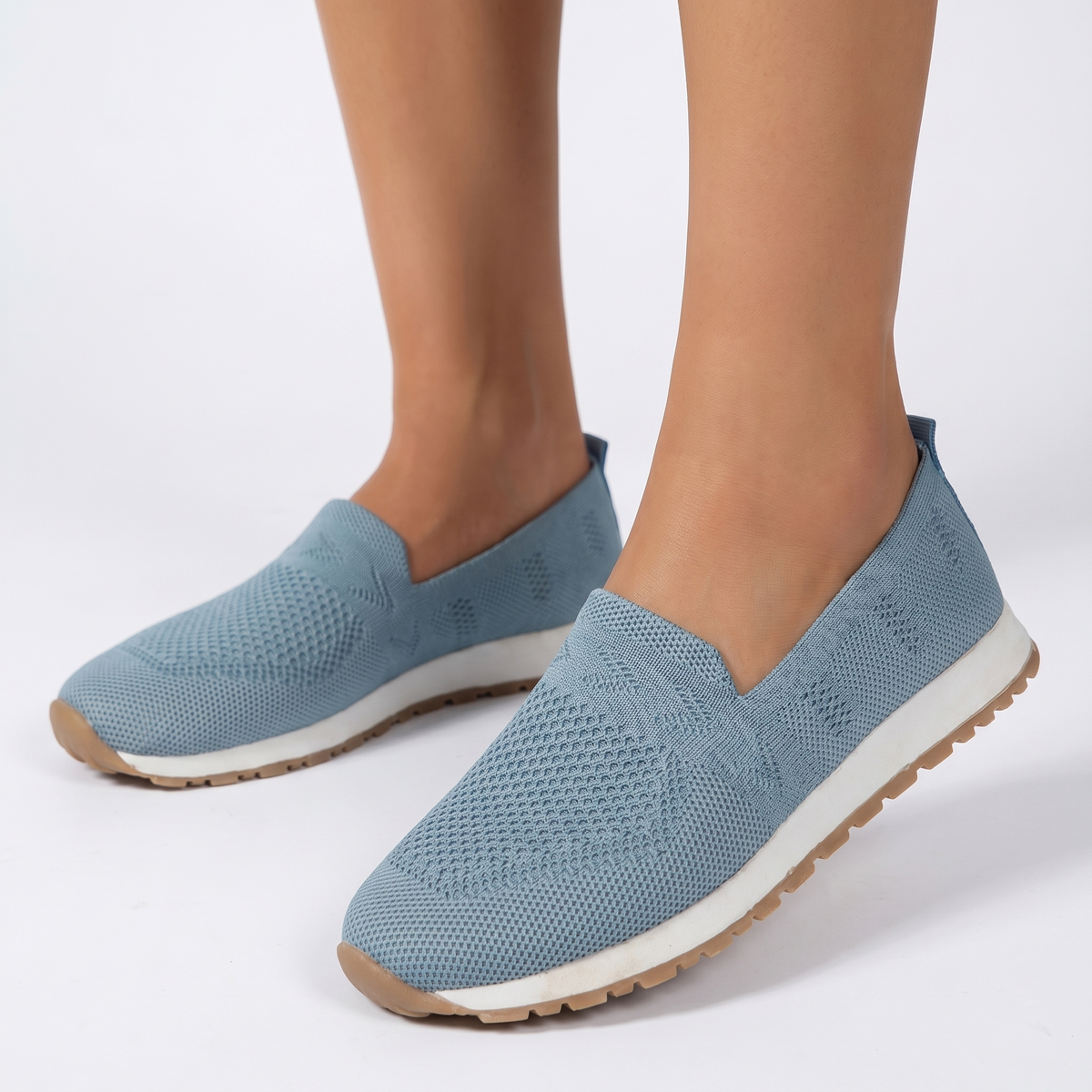 Women's Orthopaedic Knit Slip-On Sneakers Breathable Lightweight Shoes